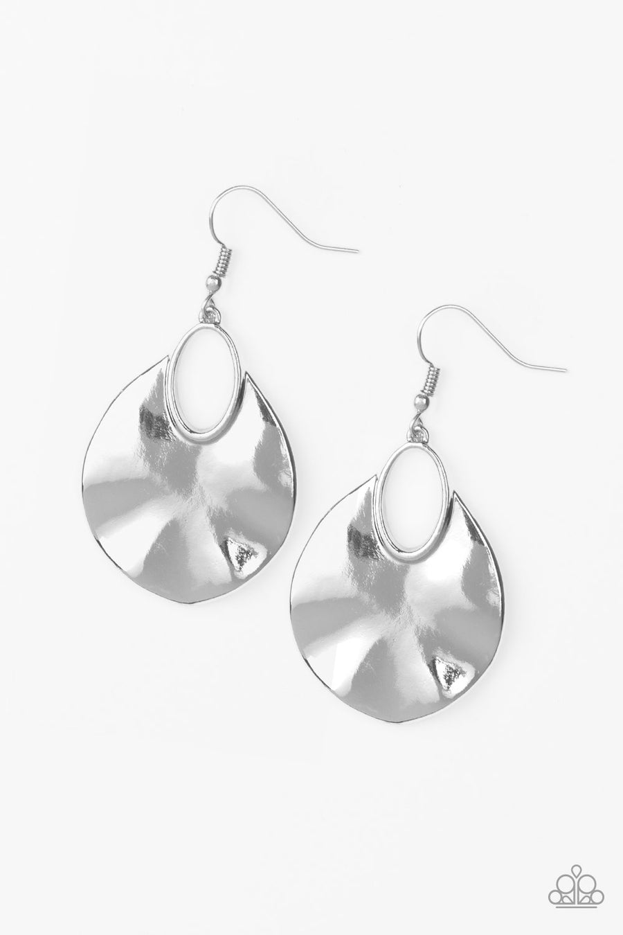Ruffled Refinery  - Silver Oval Hammered Earrings  - Paparazzi Accessories